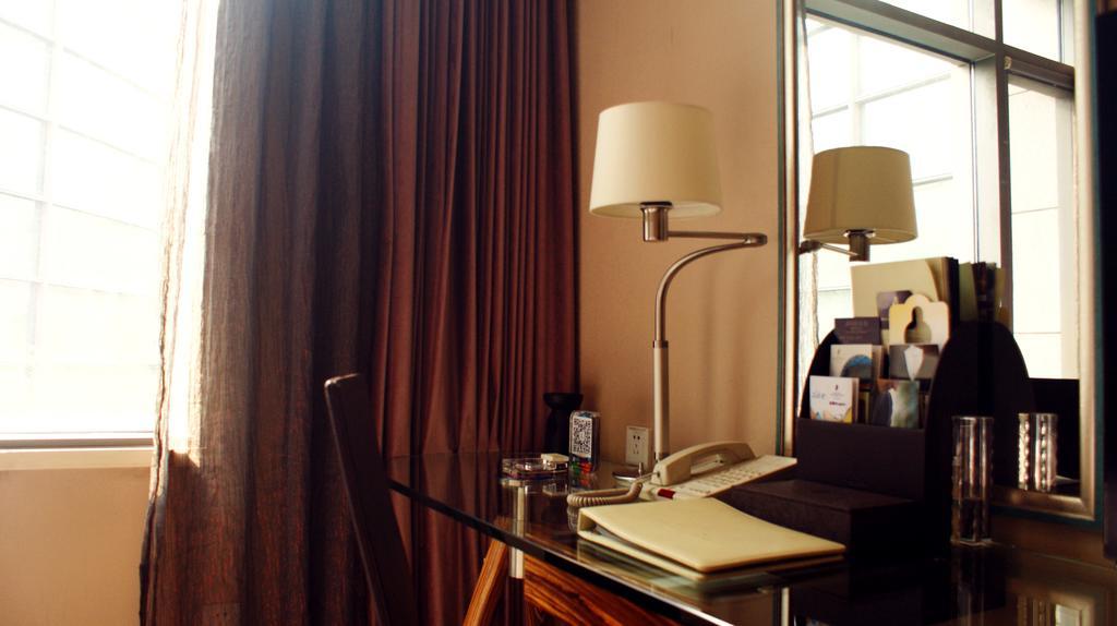 Heyuan Royal Garden Hotel Shunyi Room photo